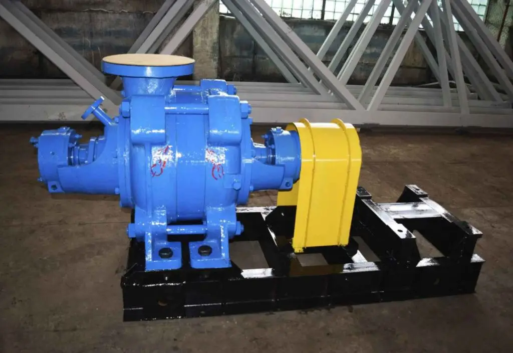 Погрузка насосов ЦНС 300 | Пинский ОМЗ фото